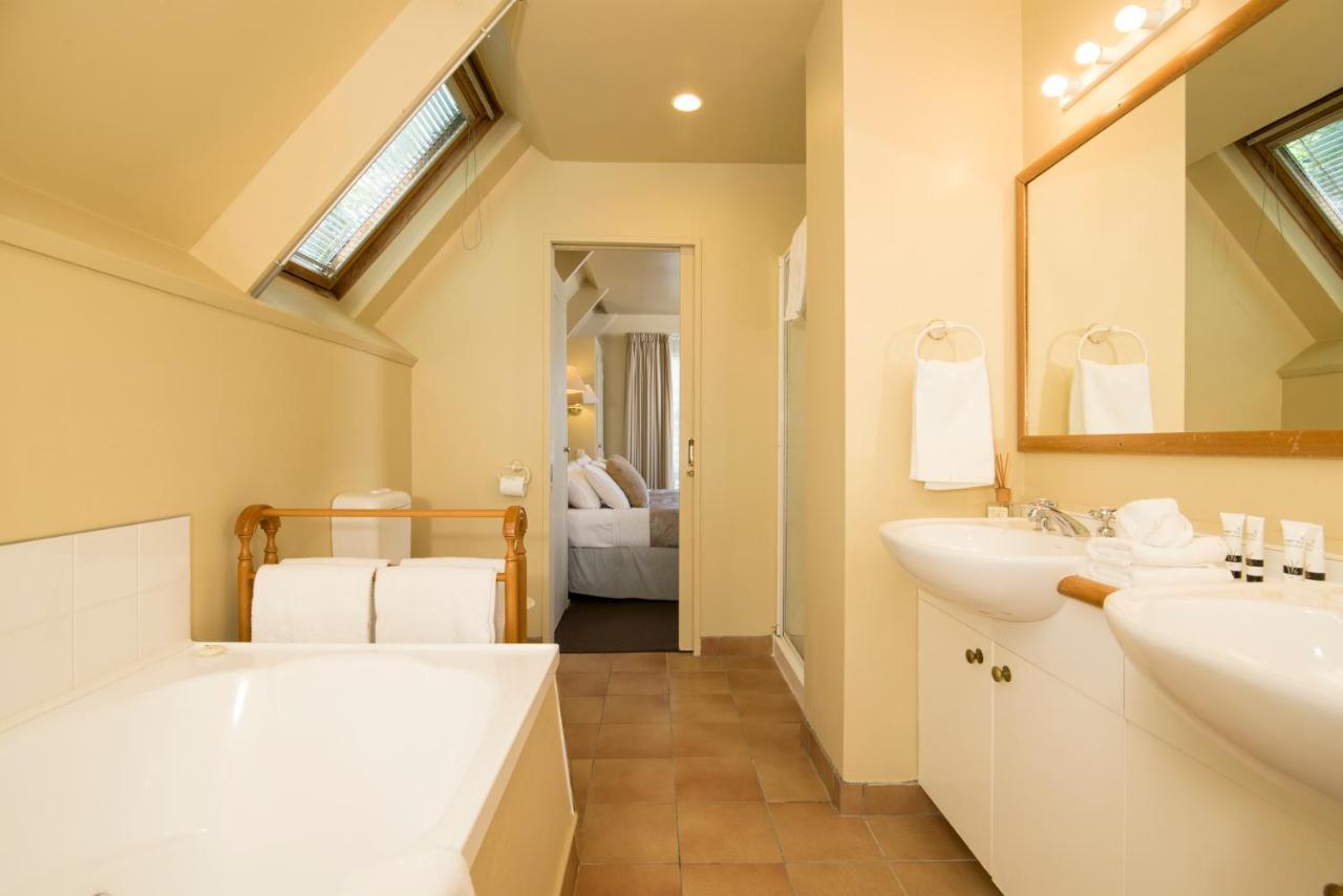 Resort Punga Cove